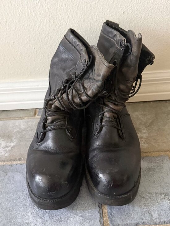 Belleville Combat Boots Mens 10.5 Wide Black Leather Tactical Vibram USA main image 7